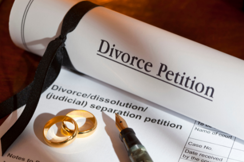 divorce lawyer Chesterfield - how to handle a divorce petition